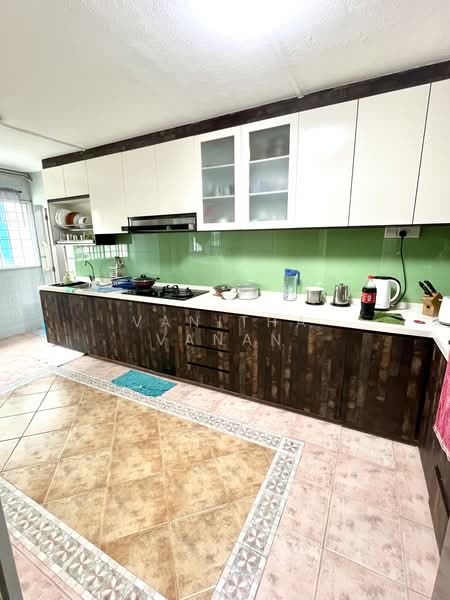 137 Bishan Street 12, 137 Bishan Street 12, Room Rental, 300 sqft, HDB Flat For Rent, by Vanitha Vanan, 500202379 - Kitchen - PropertyGuru.com.sg