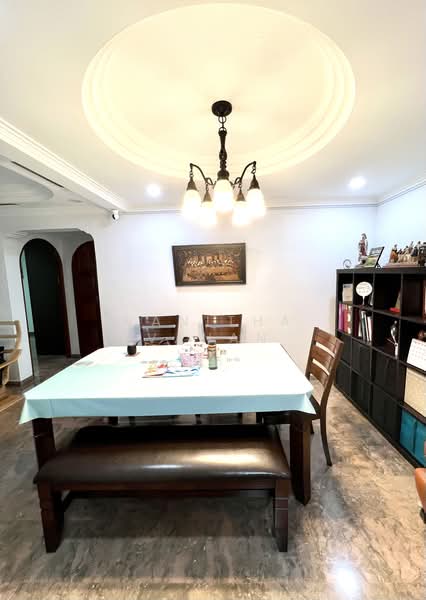 137 Bishan Street 12, 137 Bishan Street 12, Room Rental, 300 sqft, HDB Flat For Rent, by Vanitha Vanan, 500202379 - Dining Room - PropertyGuru.com.sg