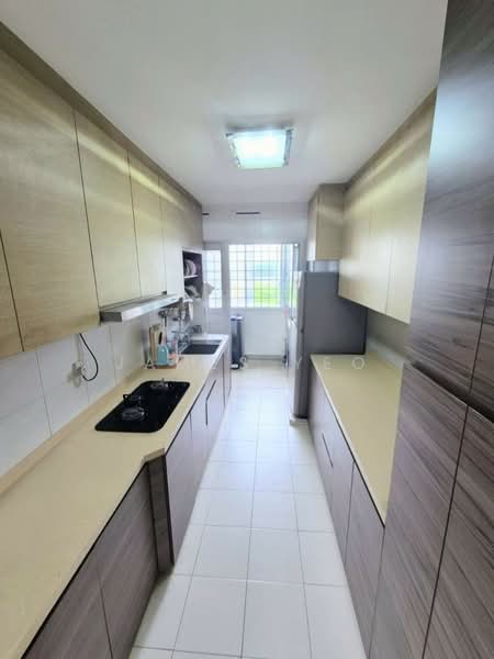 430D Fernvale Link, 430D Fernvale Link, 3 Bedrooms, 990 sqft, HDB Flat For Sale, by James Yeo, 500202385 - Kitchen - PropertyGuru.com.sg