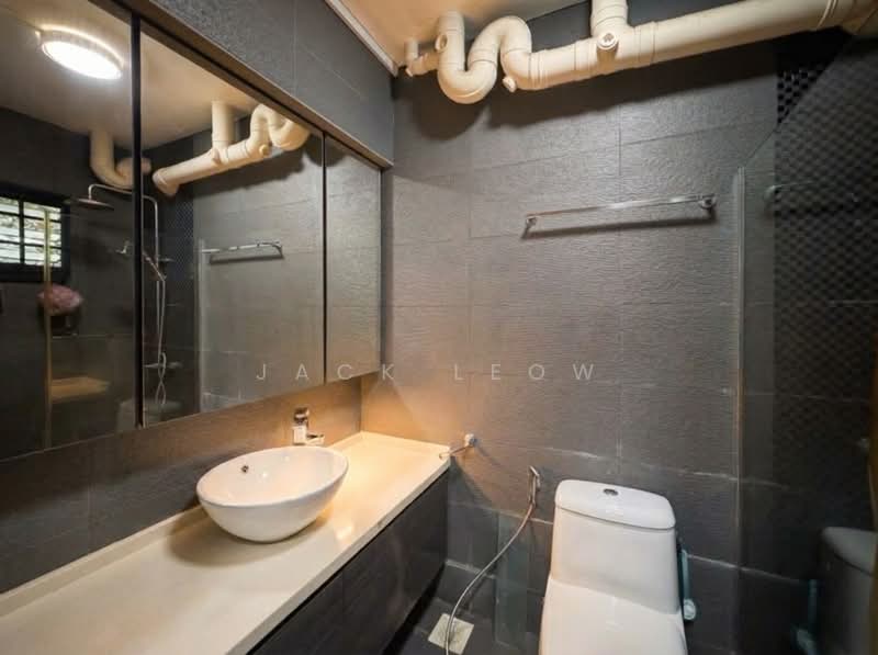 956 Hougang Street 91, 956 Hougang Street 91, 3 Bedrooms, 1,248 sqft, HDB Flat For Sale, by Jack Leow, 500202392 - Bathroom - PropertyGuru.com.sg