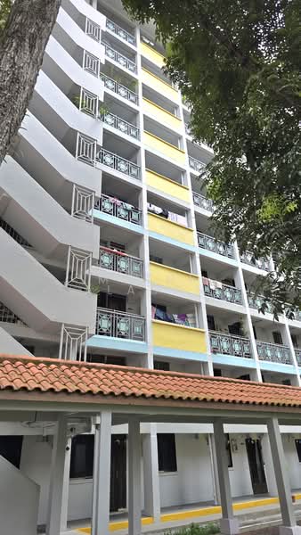32 Jalan Bahagia, 32 Jalan Bahagia, 2 Bedrooms, 603 sqft, HDB Flat For Sale, by Mathi Alagan, 500202395 - Exterior - PropertyGuru.com.sg