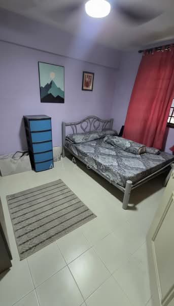 32 Jalan Bahagia, 32 Jalan Bahagia, 2 Bedrooms, 603 sqft, HDB Flat For Sale, by Mathi Alagan, 500202395 - Bedroom - PropertyGuru.com.sg