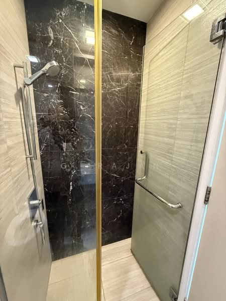 Sky Green, 568 Macpherson Green, 2 Bedrooms, 614 sqft, Condominium For Sale, by G. Rajan, 500202424 - Bathroom - PropertyGuru.com.sg