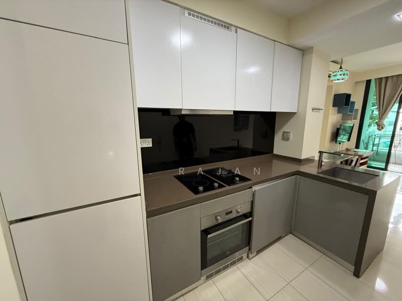 Sky Green, 568 Macpherson Green, 2 Bedrooms, 614 sqft, Condominium For Sale, by G. Rajan, 500202424 - Kitchen entrance - PropertyGuru.com.sg