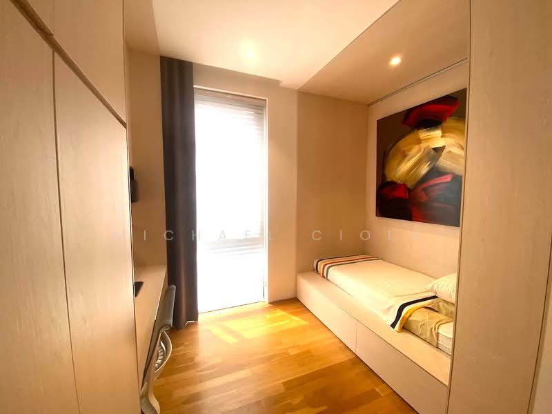 Robertson Blue, 88 Robertson Quay, 2 Bedrooms, 1,238 sqft, Apartment For Sale, by Michael Ciola, 500202434 - Bedroom - PropertyGuru.com.sg