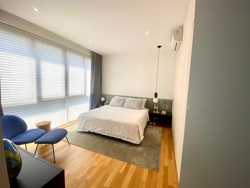 Robertson Blue, 88 Robertson Quay, Orchard / River Valley, 2 Bedrooms, 1,238 sqft, Apartment For Sale, by Michael Ciola, 500202434 - Bedroom - PropertyGuru.com.sg