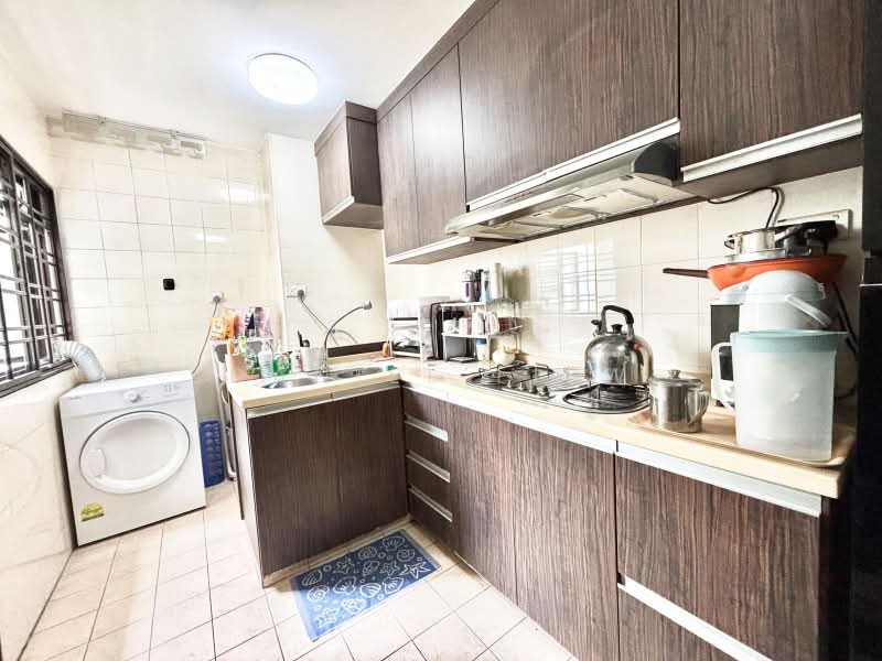 986A Jurong West Street 93, 986A Jurong West Street 93, 4 Bedrooms, 1,184 sqft, HDB Flat For Sale, by Daniel Liew, 500202446 - Kitchen - PropertyGuru.com.sg