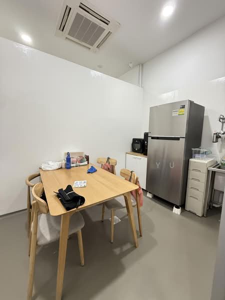 Hersing Kitchen @ Tampines, 21 Tampines Street 92, 3,800 sqft, Factory / Workshop (B2) For Rent, by Cadence Yu, 500202447 - Dining Room - CommercialGuru.com.sg