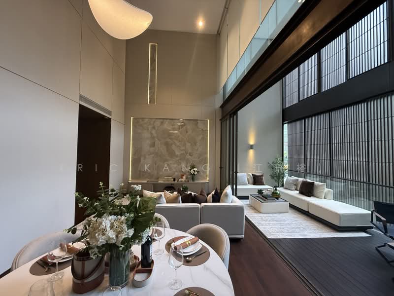 Lloyd SixtyFive, 65 Lloyd Road, 3 Bedrooms, 2,422 sqft, Condominium For Sale, by Eric KANG (江瑞裕), 500202454 - Living Room - PropertyGuru.com.sg
