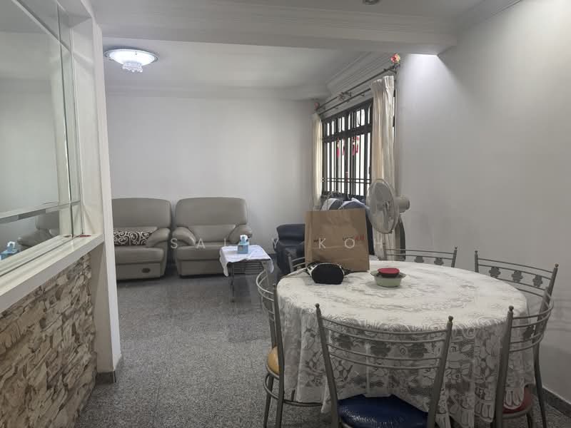 23 Jalan Membina, 23 Jalan Membina, 3 Bedrooms, 969 sqft, HDB Flat For Sale, by Sally Koh, 500202456 - Living Room - PropertyGuru.com.sg