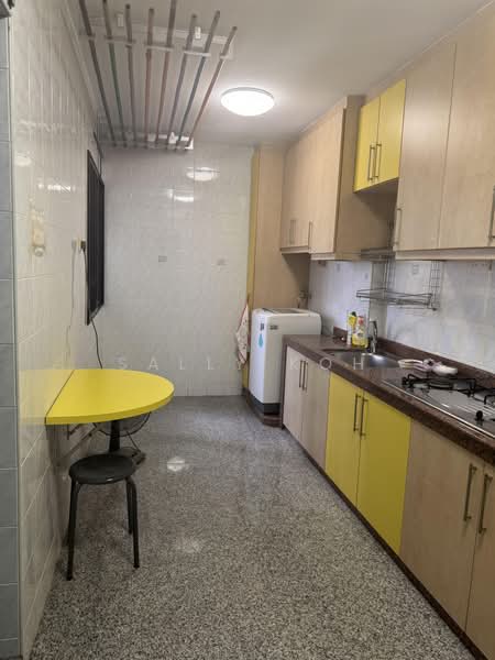 23 Jalan Membina, 23 Jalan Membina, 3 Bedrooms, 969 sqft, HDB Flat For Sale, by Sally Koh, 500202456 - Kitchen - PropertyGuru.com.sg