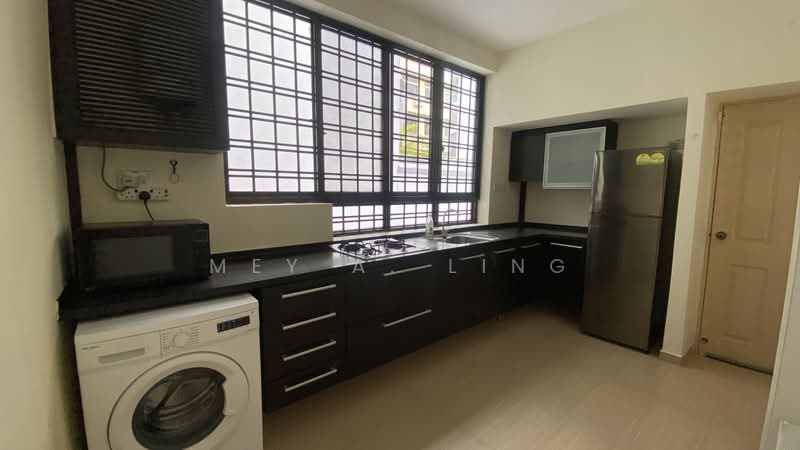 79 Chay Yan Street, 79 Chay Yan Street, 2 Bedrooms, 872 sqft, Apartment For Sale, by Mey A. Ling, 500202460 - Kitchen - PropertyGuru.com.sg