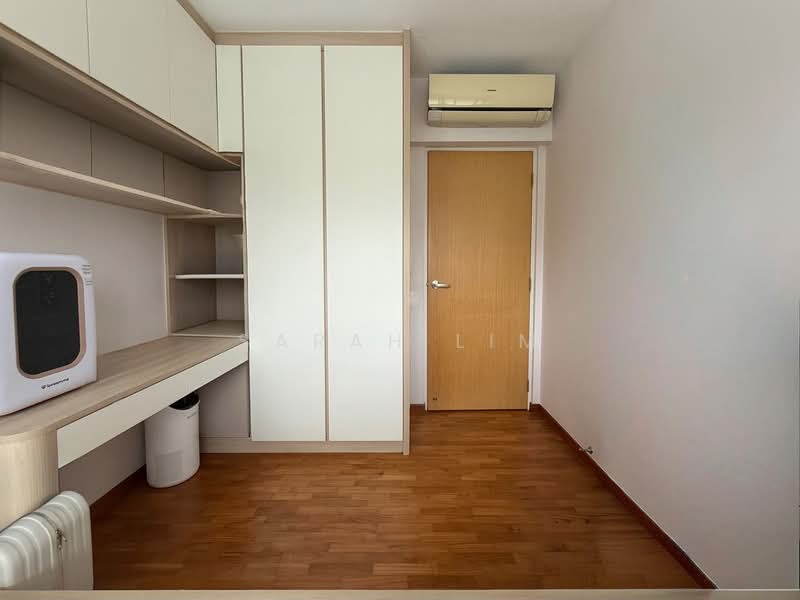 519C Tampines Central 8, 519C Tampines Central 8, 2 Bedrooms, 667 sqft, HDB Flat For Sale, by Sarah Lim, 500202461 - Guest Bedroom with Study - PropertyGuru.com.sg