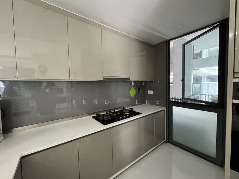 J Gateway, , 3 Bedrooms, 969 sqft, Condominium For Sale, by Fendy Lee, 500202464 - Kitchen - PropertyGuru.com.sg