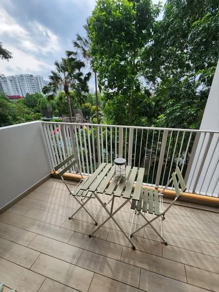 The Glades, 18 Bedok Rise, 1 Bedroom, 463 sqft, Condominium For Rent, by Terence Chow, 500202465 - Balcony - PropertyGuru.com.sg