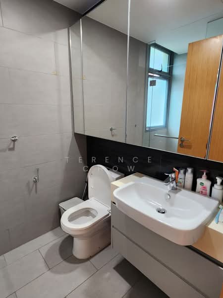The Glades, 18 Bedok Rise, 1 Bedroom, 463 sqft, Condominium For Rent, by Terence Chow, 500202465 - Bathroom - PropertyGuru.com.sg
