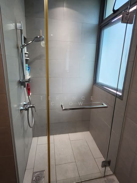 The Glades, 18 Bedok Rise, 1 Bedroom, 463 sqft, Condominium For Rent, by Terence Chow, 500202465 - Bathroom - PropertyGuru.com.sg