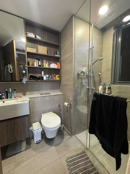 Piermont Grand, 34 Sumang Walk, 3 Bedrooms, 840 sqft, Executive Condominium For Rent, by Bryan Seah Seng Ping, 500202468 - Bathroom - PropertyGuru.com.sg