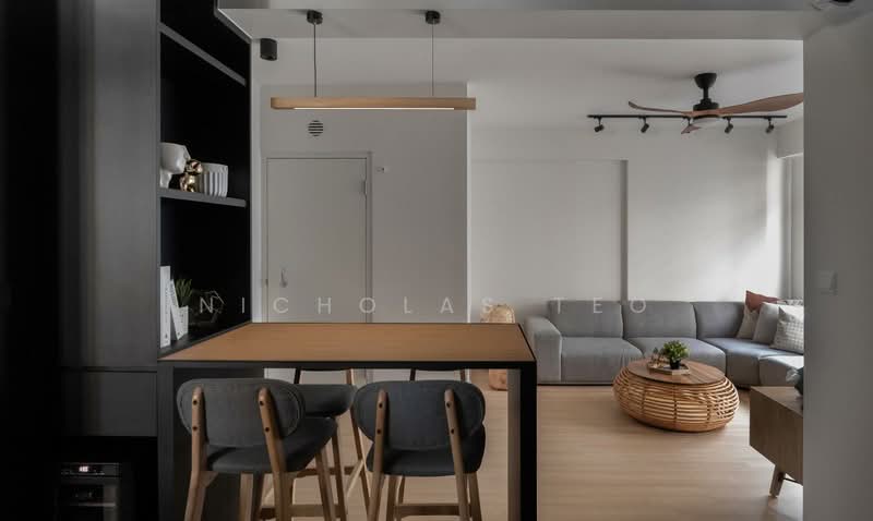 456A Sengkang West Road, 456A Sengkang West Road, 3 Bedrooms, 1,001 sqft, HDB Flat For Sale, by Nicholas Teo, 500202479 - Living Room - PropertyGuru.com.sg