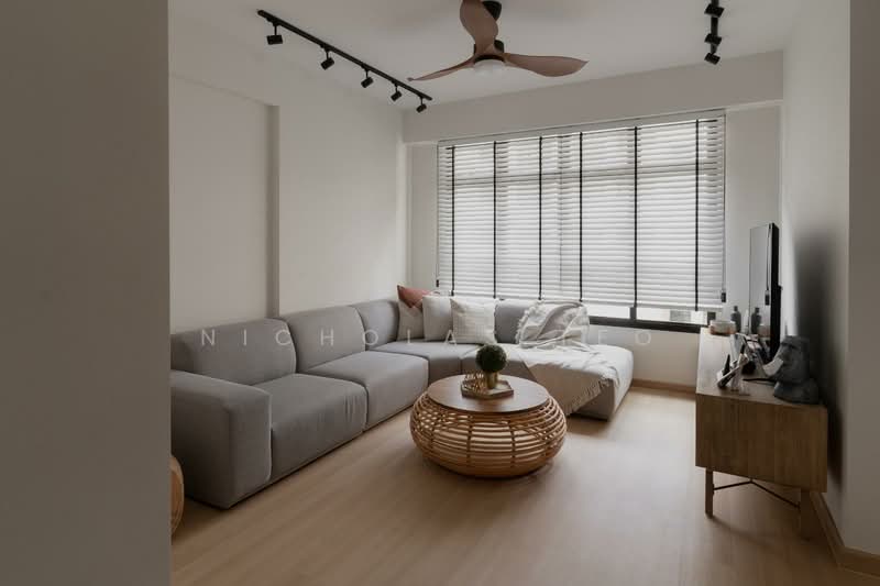 456A Sengkang West Road, 456A Sengkang West Road, 3 Bedrooms, 1,001 sqft, HDB Flat For Sale, by Nicholas Teo, 500202479 - Living Room - PropertyGuru.com.sg