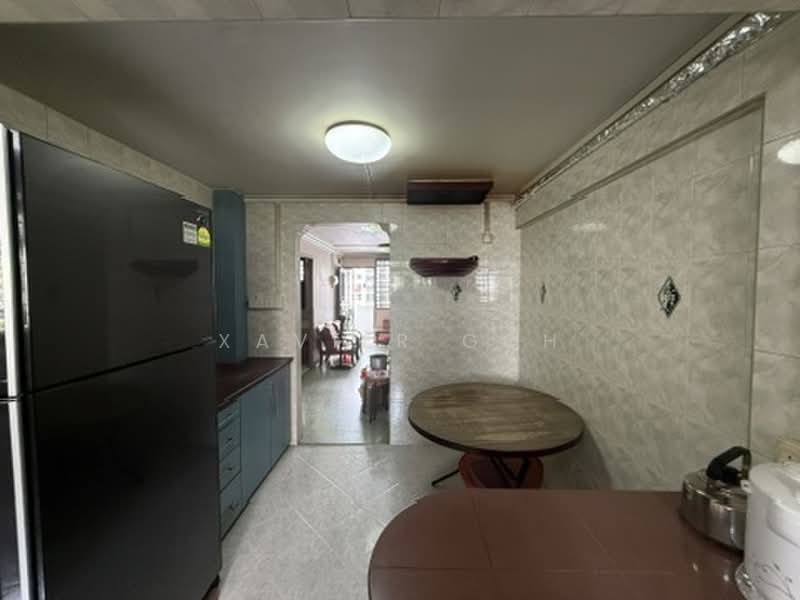 18 Lorong 7 Toa Payoh, 18 Lorong 7 Toa Payoh, 2 Bedrooms, 679 sqft, HDB Flat For Sale, by Xavier Goh, 500202482 - Kitchen - PropertyGuru.com.sg