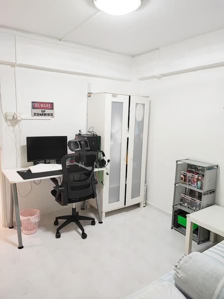 51 New Upper Changi Road, 51 New Upper Changi Road, Room Rental, 100 sqft, HDB Flat For Rent, by Kenny Kan, 500202487 - Study - PropertyGuru.com.sg