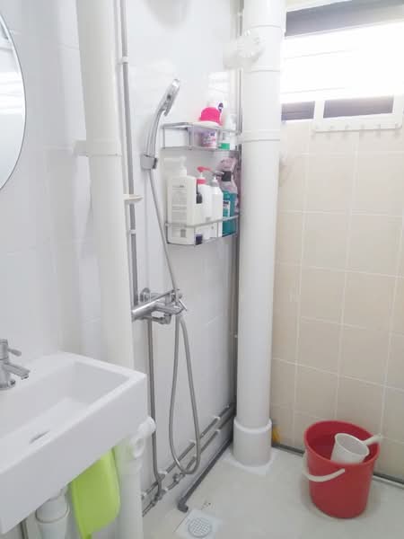 51 New Upper Changi Road, 51 New Upper Changi Road, Room Rental, 100 sqft, HDB Flat For Rent, by Kenny Kan, 500202487 - Bathroom - PropertyGuru.com.sg
