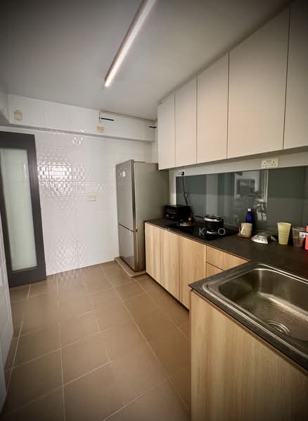 212C Compassvale Drive, 212C Compassvale Drive, 3 Bedrooms, 1,022 sqft, HDB Flat For Sale, by Patrick Koh, 500202490 - Kitchen - PropertyGuru.com.sg