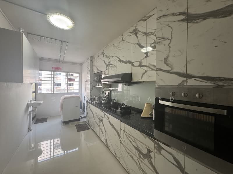 462 Jurong West Street 41, 462 Jurong West Street 41, 2 Bedrooms, 786 sqft, HDB Flat For Sale, by S. Pramchand, 500202494 - Kitchen - PropertyGuru.com.sg