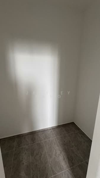 Bartley Vue, 8 Jalan Bunga Rampai, 3 Bedrooms, 1,044 sqft, Condominium For Rent, by Jeffrey Pang, 500202496 - Household Shelter - PropertyGuru.com.sg