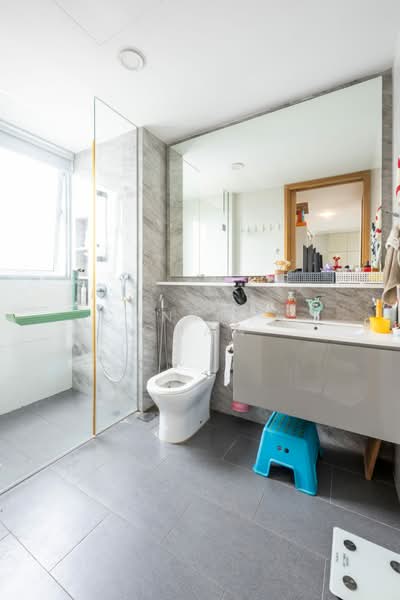 Bartley Ridge, 44 Mount Vernon Road, 2 Bedrooms, 1,345 sqft, Condominium For Sale, by Cynthia Chan, 500202499 - Bathroom - PropertyGuru.com.sg