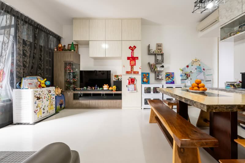 Bartley Ridge, 44 Mount Vernon Road, 2 Bedrooms, 1,345 sqft, Condominium For Sale, by Cynthia Chan, 500202499 - Living Room - PropertyGuru.com.sg