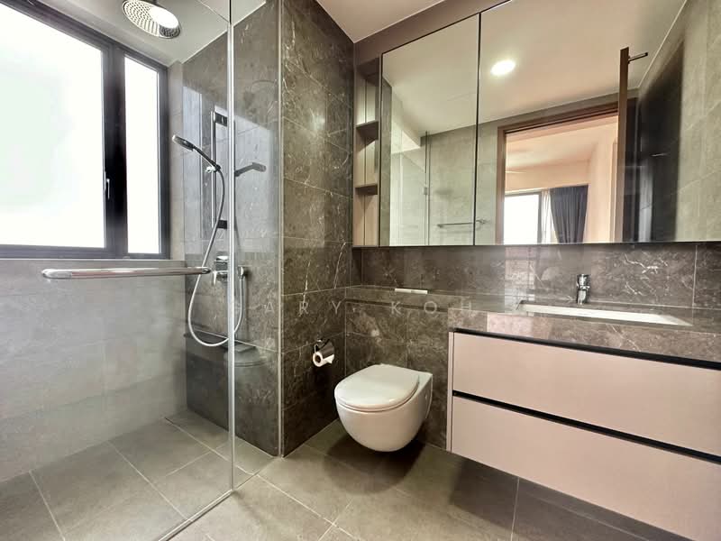 Stirling Residences, 23 Stirling Road, 3 Bedrooms, 980 sqft, Condominium For Rent, by Gary Koh, 500202516 - Bathroom - PropertyGuru.com.sg