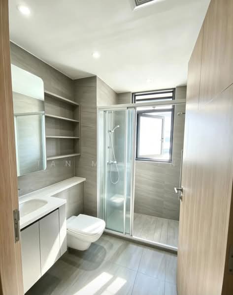 Hundred Palms Residences, 276 Yio Chu Kang Road, 4 Bedrooms, 1,270 sqft, Executive Condominium For Sale, by Tan Mei Ting, 500202519 - Bathroom - PropertyGuru.com.sg