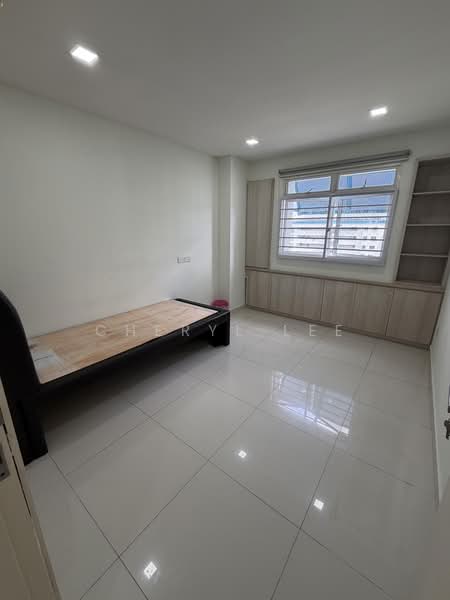458 Choa Chu Kang Avenue 4, 458 Choa Chu Kang Avenue 4, Room Rental, 250 sqft, HDB Flat For Rent, by Cheryl Lee, 500202522 - Bedroom - PropertyGuru.com.sg