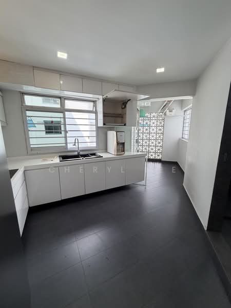 458 Choa Chu Kang Avenue 4, 458 Choa Chu Kang Avenue 4, Room Rental, 250 sqft, HDB Flat For Rent, by Cheryl Lee, 500202522 - Kitchen - PropertyGuru.com.sg