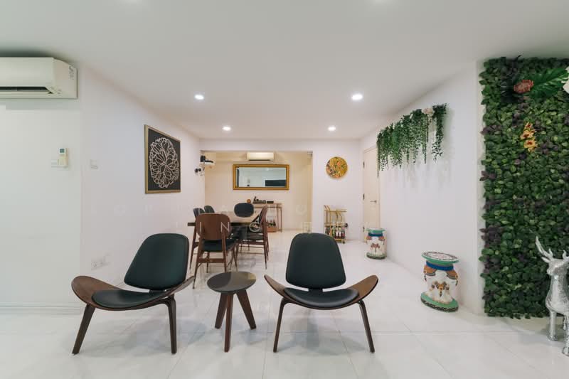 630 Jurong West Street 65, 630 Jurong West Street 65, 4 Bedrooms, 1,399 sqft, HDB Flat For Sale, by Sophia Ho Xiang Ling 何相羚, 500202531 - Living Room - PropertyGuru.com.sg
