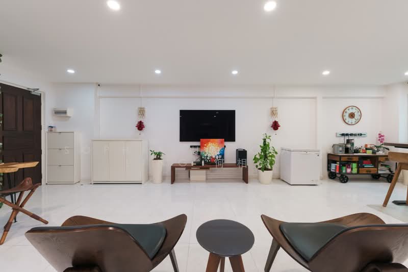 630 Jurong West Street 65, 630 Jurong West Street 65, 4 Bedrooms, 1,399 sqft, HDB Flat For Sale, by Sophia Ho Xiang Ling 何相羚, 500202531 - Living Room - PropertyGuru.com.sg