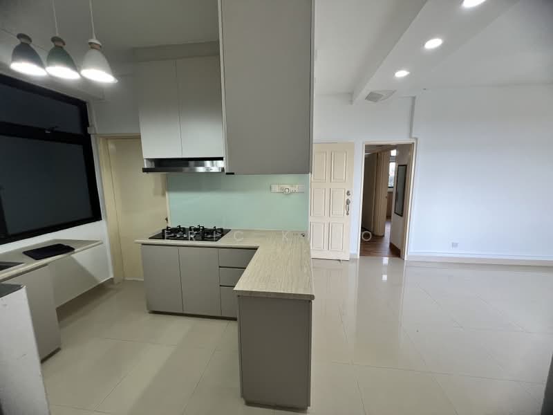 Mandarin Gardens, 1 Siglap Road, 2 Bedrooms, 828 sqft, Condominium For Rent, by Eric Khoo, 500202539 - Kitchen - PropertyGuru.com.sg