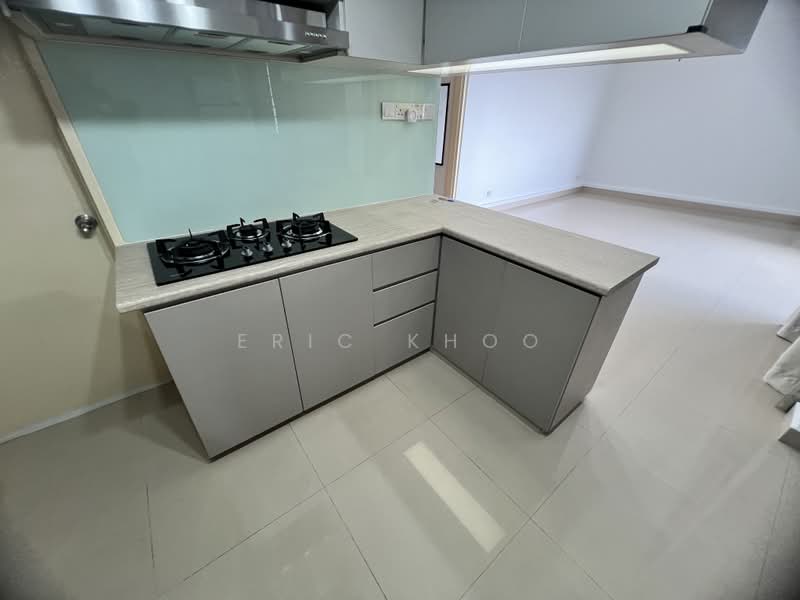 Mandarin Gardens, 1 Siglap Road, 2 Bedrooms, 828 sqft, Condominium For Rent, by Eric Khoo, 500202539 - Kitchen - PropertyGuru.com.sg