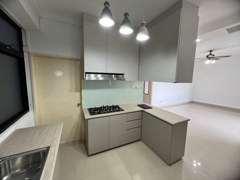 Mandarin Gardens, 1 Siglap Road, 2 Bedrooms, 828 sqft, Condominium For Rent, by Eric Khoo, 500202539 - Kitchen - PropertyGuru.com.sg