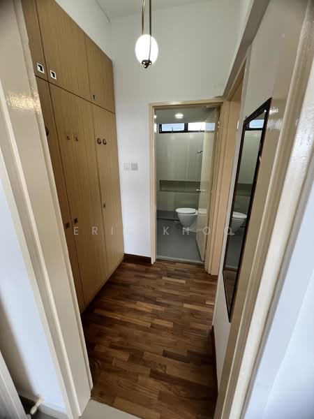 Mandarin Gardens, 1 Siglap Road, 2 Bedrooms, 828 sqft, Condominium For Rent, by Eric Khoo, 500202539 - Bathroom - PropertyGuru.com.sg