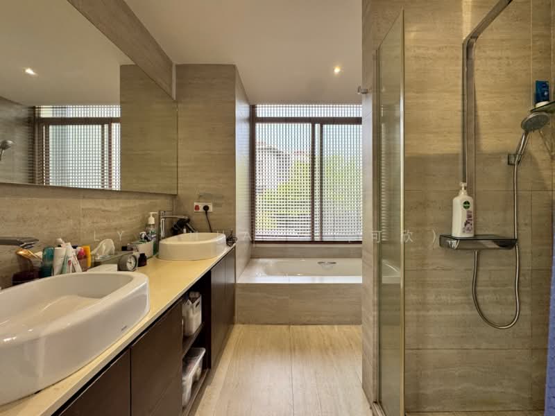 ❤️GIANT⚡️Renovated Corner Terrace w Unblocked Greenery Views at Springside Avenue, springleaf, springside ave, springside view, 4 Bedrooms, 5,000 sqft, Corner Terrace For Sale, by Lyn Huang (可欣), 500202549 - Bathroom - PropertyGuru.com.sg