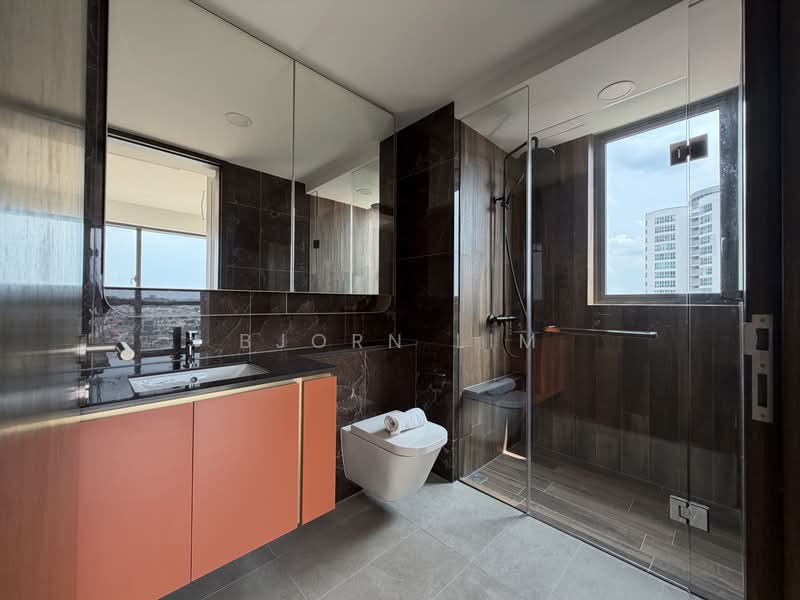 AMO Residence, 21 Ang Mo Kio Rise, 5 Bedrooms, 1,475 sqft, Condominium For Sale, by Bjorn Lim, 500202563 - Bathroom - PropertyGuru.com.sg