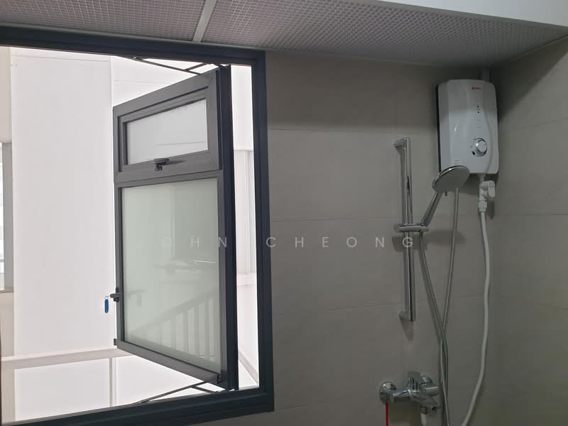 306B Tengah Drive, , Room Rental, 205 sqft, HDB Flat For Rent, by John Cheong, 500202569 - New shower with new heater - PropertyGuru.com.sg