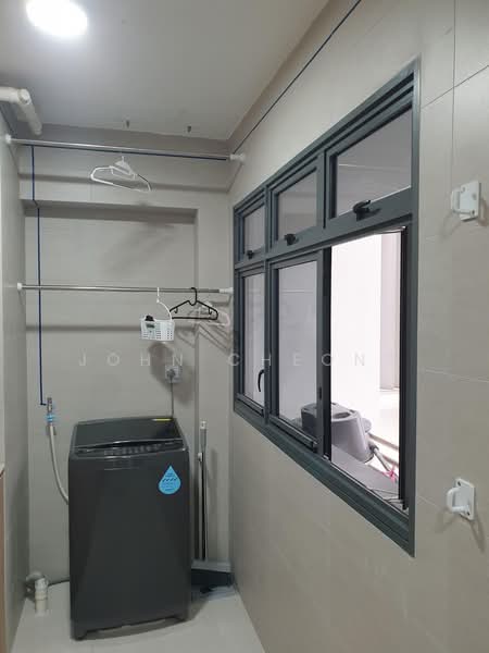 306B Tengah Drive, , Room Rental, 205 sqft, HDB Flat For Rent, by John Cheong, 500202569 - New interior rack drying - PropertyGuru.com.sg
