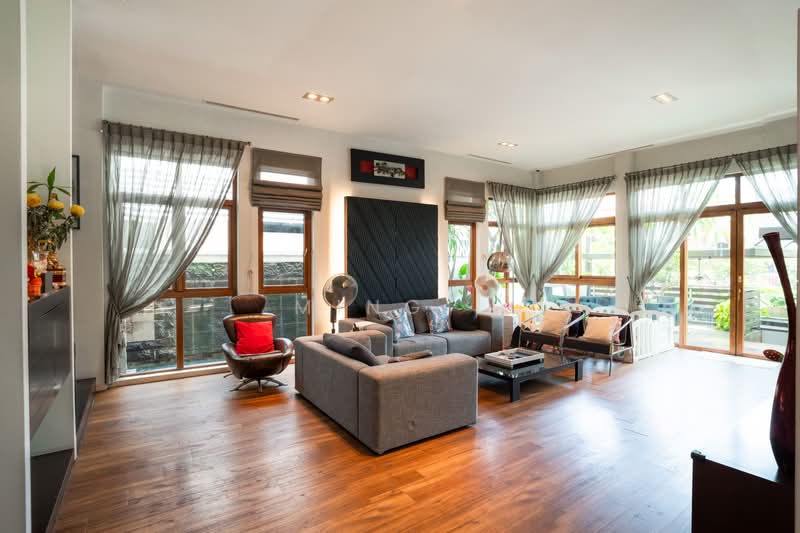 ❗PRICE DROPPED❗, Branksome / Wilkinson / Goodman, 6 Bedrooms, 4,800 sqft, Detached House For Sale, by Ming !, 500202571 - Living Room - PropertyGuru.com.sg
