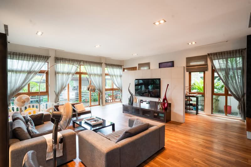 ❗PRICE DROPPED❗, Branksome / Wilkinson / Goodman, 6 Bedrooms, 4,800 sqft, Detached House For Sale, by Ming !, 500202571 - Living Room - PropertyGuru.com.sg