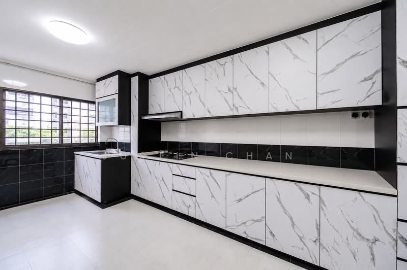 376 Clementi Avenue 4, 376 Clementi Avenue 4, 4 Bedrooms, 1,754 sqft, HDB Flat For Sale, by Justin Chan, 500202575 - Kitchen - PropertyGuru.com.sg