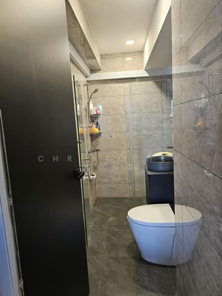 Melville Park, 20 Simei Street 1, 2 Bedrooms, 969 sqft, Condominium For Sale, by Christopher Hong, 500202580 - Bathroom - PropertyGuru.com.sg